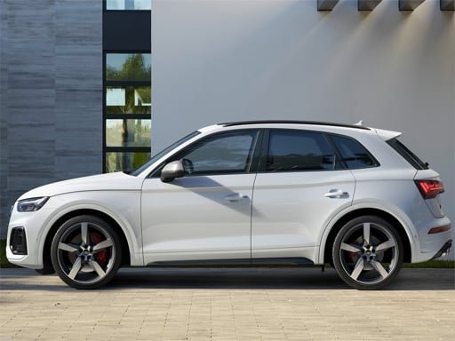 Play: Audi SQ5 TDI Slide Img