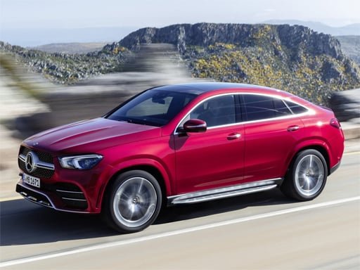 Play: MercedesBenz GLE Coupe Slide Img