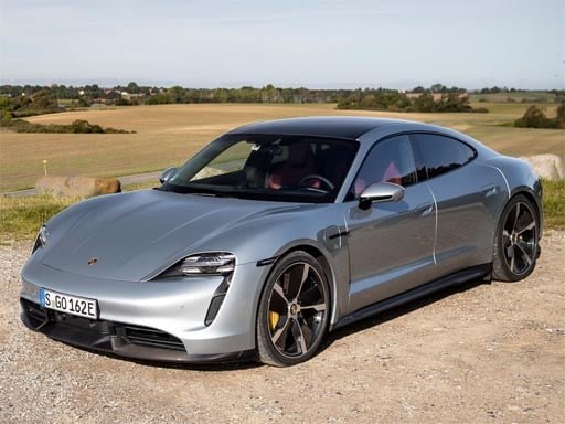 Play: Porsche Taycan Turbo S Puzzle Img